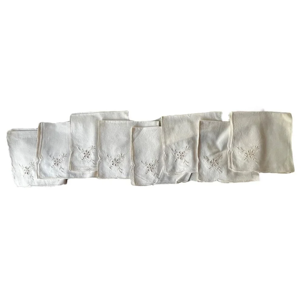 8 Pale Pink Embroidered Cotton Napkins Cutwork  Scalloped Edges 15.25x15.25